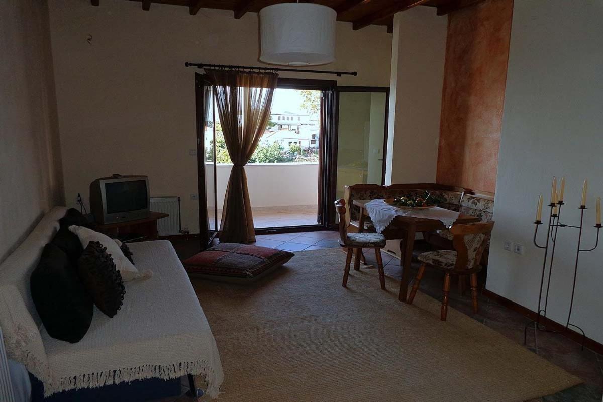 Klio Guesthouse Portariá Buitenkant foto